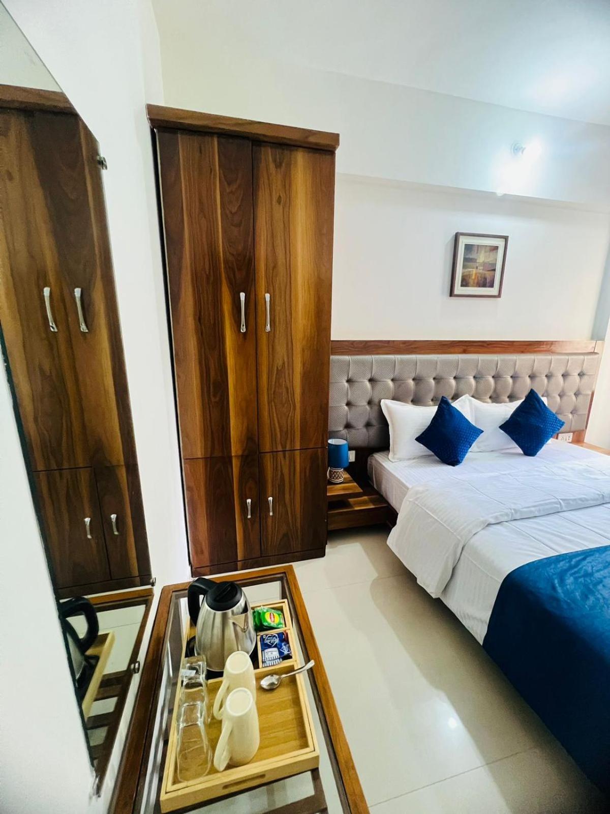 Luna Spaces- Near Mumbai International Airport Bagian luar foto