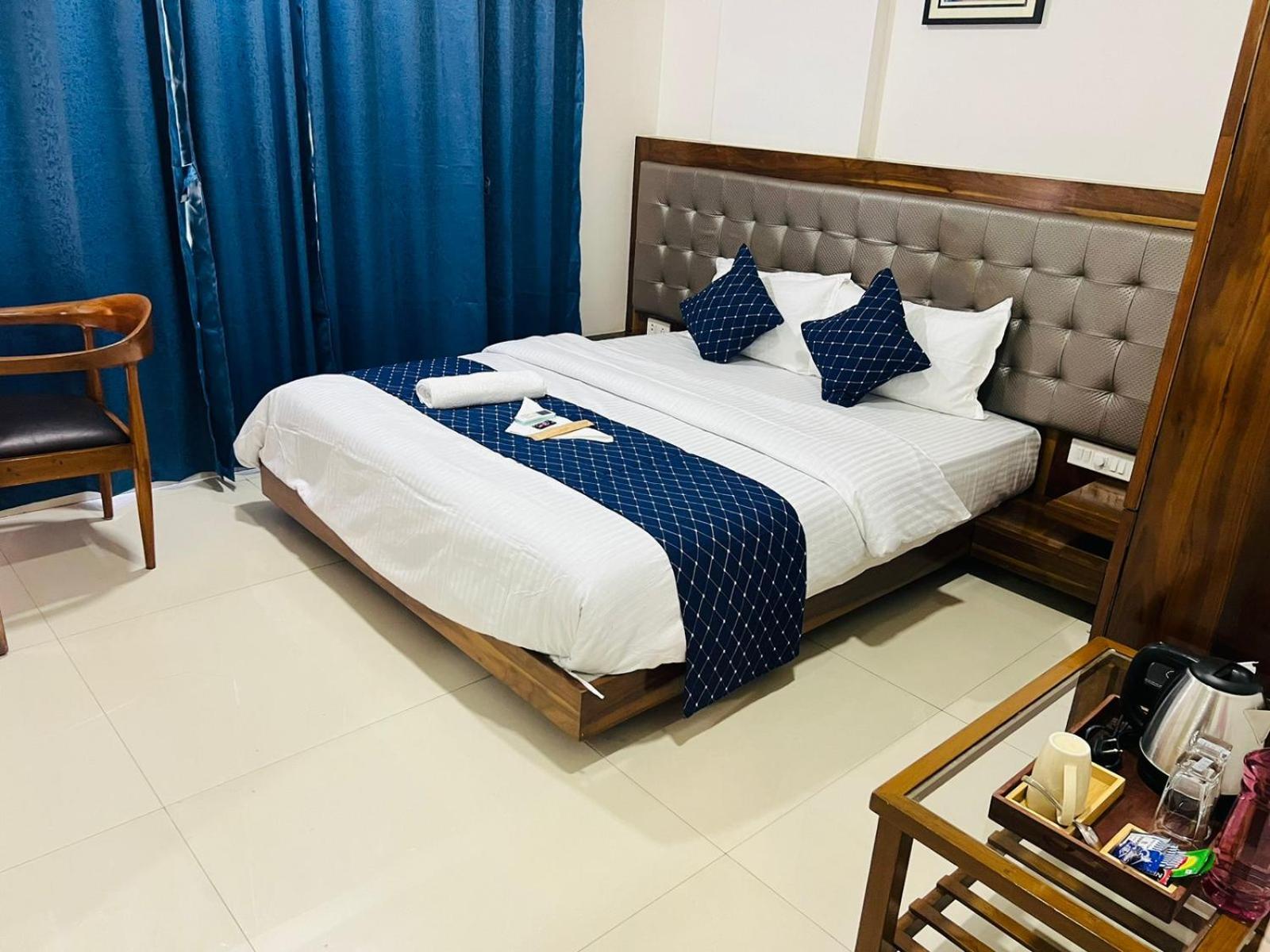 Luna Spaces- Near Mumbai International Airport Bagian luar foto
